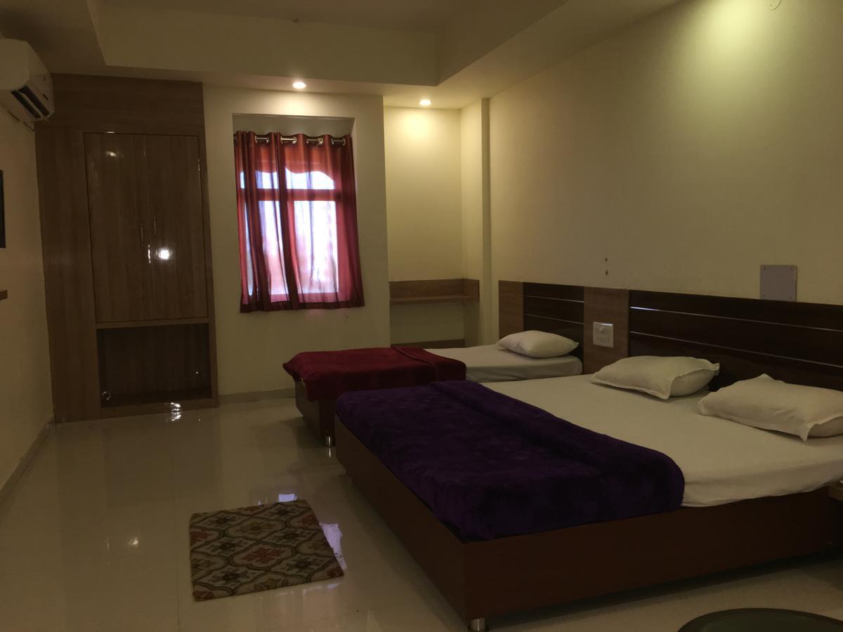 Kailash Presidency Hotel Bhopal Exterior photo
